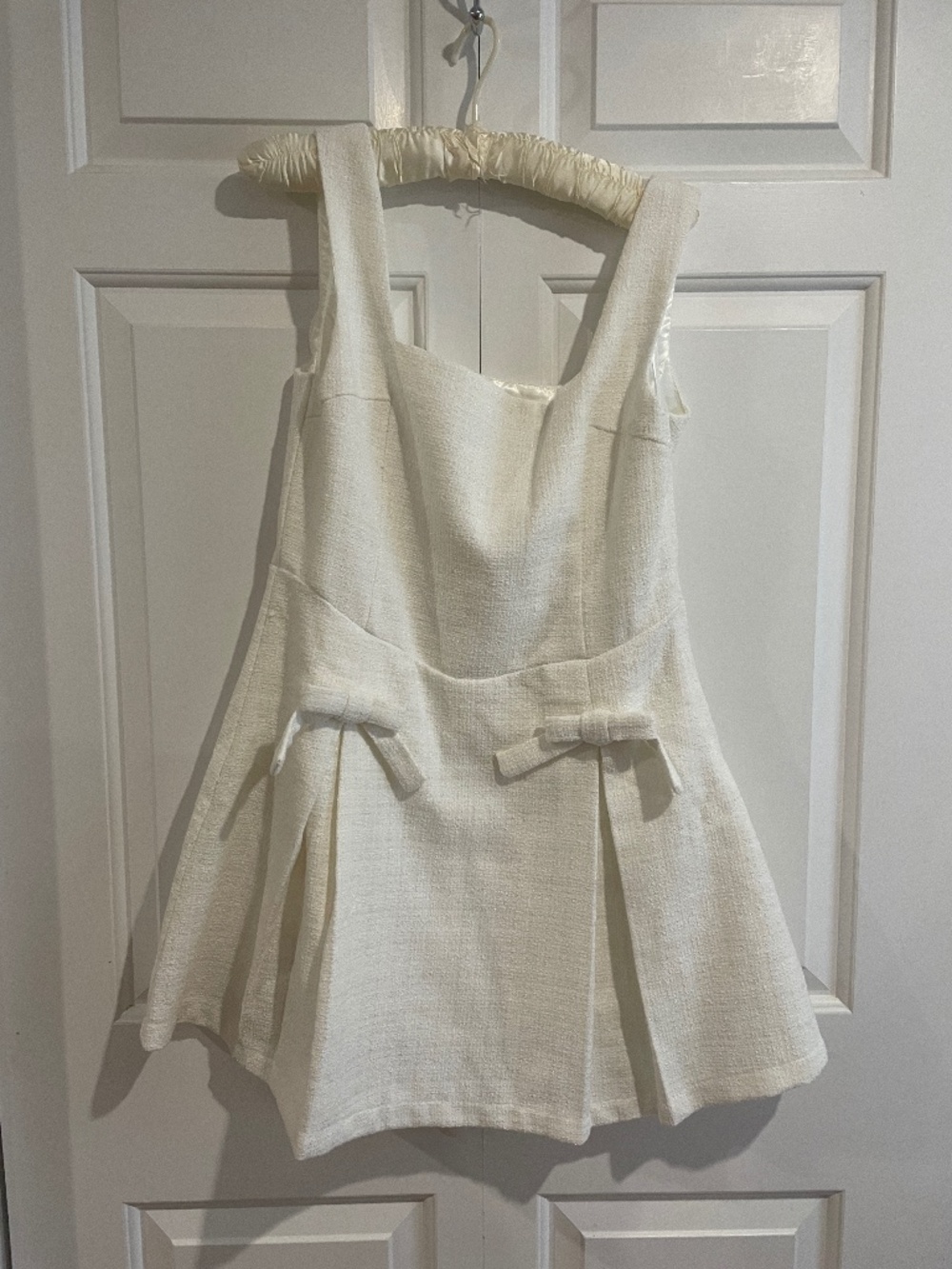Peach Love White Dress Size M